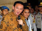 ahok-beri-keterangan-usai-sidang_20170104_103245.jpg