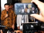 ahok-beri-keterangan-usai-sidang_20170104_103331.jpg