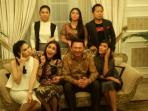 ahok-dan-artis-nih2_20160903_100744.jpg