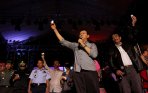 ahok-dan-djarot-pimpin-doa-untuk-korban-airasia-qz8501_20150101_061801.jpg