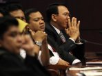 ahok-dengarkan-saksi-ahli-lanjutan-sidang-uu-pilkada_20161006_211026.jpg