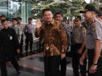 ahok-diperiksa-kpk_20160412_190317.jpg