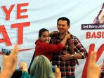 ahok-ditetapkan-sebagai-tersangka-penistaan-agama_20161116_164909.jpg