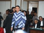 ahok-divonis-dua-tahun-penjara-oleh-hakim_20170509_131826.jpg