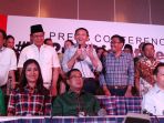 ahok-djarot-ucapkan-selamat-kepada-anies-sandi_20170419_180700.jpg