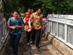 ahok-jalan-kaki_20151123_100313.jpg