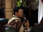 ahok-jalani-sidang-perdana_20161213_114656.jpg