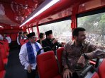 ahok-resmikan-bus-pariwisata-sumbangan-coca-cola_20150622_160536.jpg