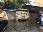 air-hampir-merata-menggenangi-pemukiman-dan-fasilitas-umum-yang-ada-di-kota-pekalongan.jpg