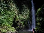 air-terjun-colek-pamor-bali_20150723_143616.jpg