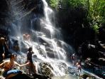 air-terjun-kanto-lampo-gianyar_20151106_103236.jpg