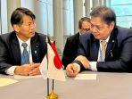 airlangga-hartarto-mengadakan-pertemuan-dengan-menteri-jepang-nishimura-yasutoshi.jpg