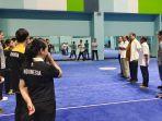 airlangga-hartarto-motivasi-atlet-wushu-indonesia-targetkan-4-emas-di-sea-games-2023-kamboja.jpg