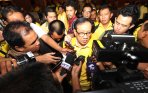 akbar-tandjung-upayakan-islah-di-partai-golkar_20141201_161917.jpg