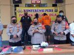 akbp-iman-kapolres-tangsel-pas-rilis-2.jpg