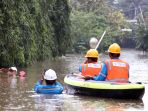 akses-jalan-caman-banjir_20200225_180035.jpg