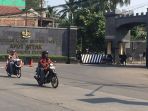 akses-jalan-depan-mako-brimob-dibuka-lagi_20180510_101446.jpg