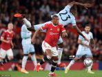aksi-anthony-martial-di-carabao-cup.jpg