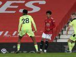 aksi-debut-shola-shoretire-setelah-menggantikan-marcus-rashford.jpg