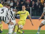 aksi-gelandang-juventus-arhur-melo-yang-mencoba-menghadang-pemain-villarreal.jpg
