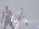 aksi-gelandang-juventus-arthur-melo-saat-mengalahkan-bologna-dengan-skor-dua-gol-tanpa-balas.jpg