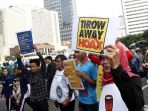 aksi-kampanye-anti-hoax-di-cfd_20170122_183541.jpg