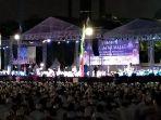 aksi-munajat-212-di-silang-monas-jakarta-pusat.jpg