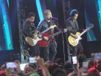 aksi-panggung-armada-di-hut-mnctv-ke-26_20171022_184544.jpg