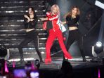 aksi-panggung-girlbands-snsd-hyoyeon_20170819_165934.jpg