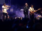 aksi-panggung-guyon-waton-di-java-pop-fest_20230709_223628.jpg