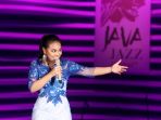 aksi-panggung-kamasean-di-java-jazz-festival-2017_20170306_103212.jpg