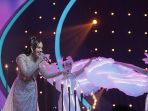 aksi-panggung-lyodra-di-hut-antv-ke-31_20240308_065343.jpg