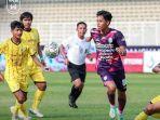 aksi-para-pemain-rans-cilegon-fc-saat-meladeni-perlawanan-perserang.jpg