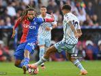 aksi-pemain-keturunan-indonesia-jairo-riedewald-saat-membela-crystal-palace-di-liga-inggris.jpg