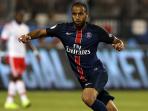 aksi-pemain-psg-lucas-moura_20160201_152855.jpg