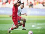 aksi-penyerang-timnas-indonesia-rafael-struick-saat-melawan-irak.jpg
