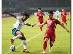 aksi-penyerang-timnas-u-19-indonesia-ronaldo-kwateh.jpg