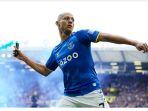 aksi-striker-richarlison.jpg