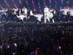aksi-super-junor-pada-closing-ceremony-asian-games_20180902_220354.jpg