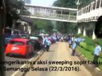 aksi-sweeping-supir-taksi_20160322_111858.jpg