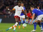 aksi-tammy-abraham-di-laga-melawan-leicester-city.jpg