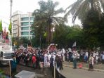 aksi-unjuk-rasa-anti-ahok_20170420_130651.jpg
