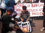 aksi-unjuk-rasa-di-tangsel_20180904_175823.jpg