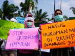 aksi-unjuk-rasa-menolak-pengesahan-rkuhp_20190916_201833.jpg