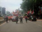 aksi-unjuk-rasa-petani-dan-buruh1.jpg