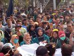 aksi-unras-di-jl-medan-merdeka-barat.jpg