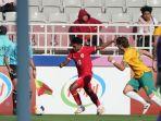 aksi-winger-timnas-indonesia-jeam-kelly-sroyer-vs-australia-di-piala-asia-u23-2024.jpg