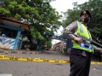 aksis-teror-serang-polisi-di-tangerang_20161020_195623.jpg