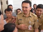 aktif-kembali-sebagai-gubernur-dki-ahok-dihujani-aduan-masyarakat_20170417_120203.jpg