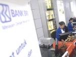 aktivitas-di-kantor-Bank-BRI.jpg